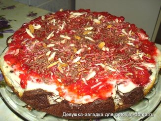 Шоколадно-сырный торт с малиновым кремом