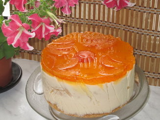 Торт-суфле с клубникой