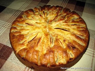 Шарлотка "Яблочное солнышко"