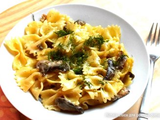 Фарфалле с шампиньонами