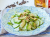 Салат с авокадо и кедровыми орешками