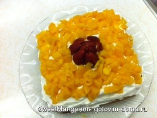 Шоколадный торт с лесным орехом и манго
