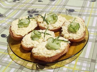 Бутерброд с яичным дипом