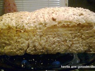 Хлеб с цуккини и лесными орехами