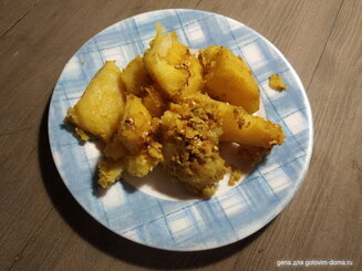 Картофель со специями, запеченный в духовке