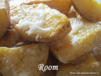 Картофель, запеченный под соусом