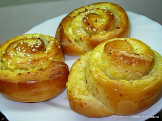 Булочки с корицей и черносливом