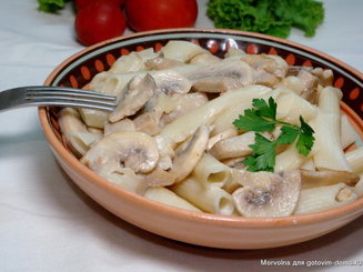 Фарфалле с шампиньонами