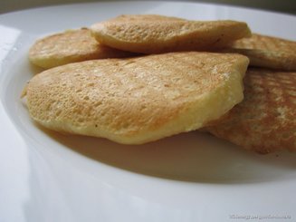 Быстрые оладушки к завтраку (без яиц)