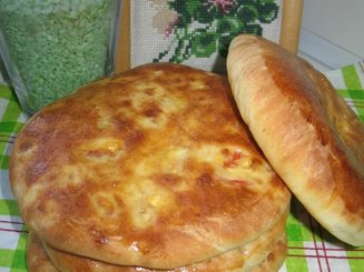 Лепешки с брынзой и перцем