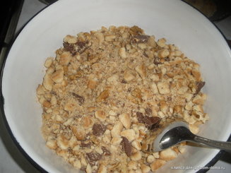 сладкая колбаска с орехами и цукатами