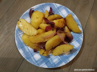 Картофель, запеченный с тимьяном