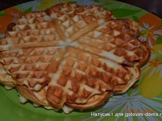 Дрожжевые вафли на завтрак