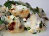 Шампиньоны запеченные в сметанно-сырном соусе