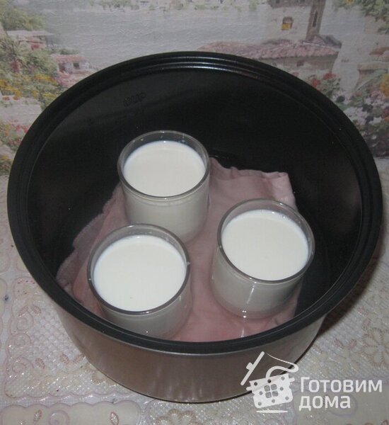 Домашний йогурт с джемом Махеевъ фото к рецепту 4
