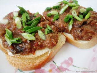 Баклажанная или кабачковая икра в духовке