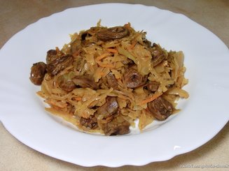 Сердечки, тушенные с капустой