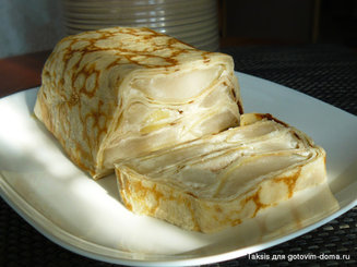 Блинный пирог с яблоками