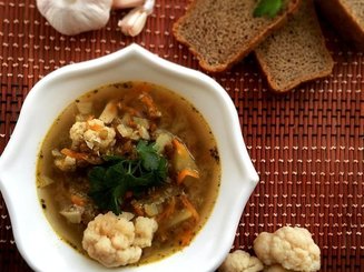 Суп с чечевицей и цветной капустой