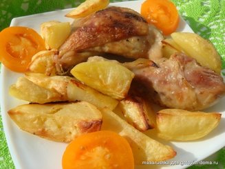 Запечённая лимонно-чесночная курица с картофелем