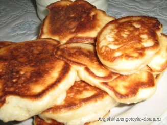 Пышные оладушки на дрожжах