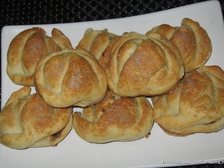 Коса с сахаром и корицей