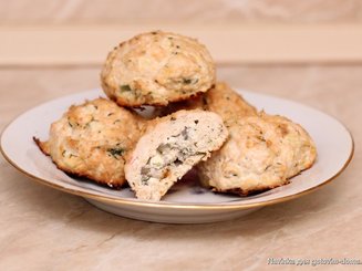 Куриные котлетки с начинкой