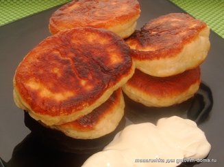Пышные оладушки на дрожжах