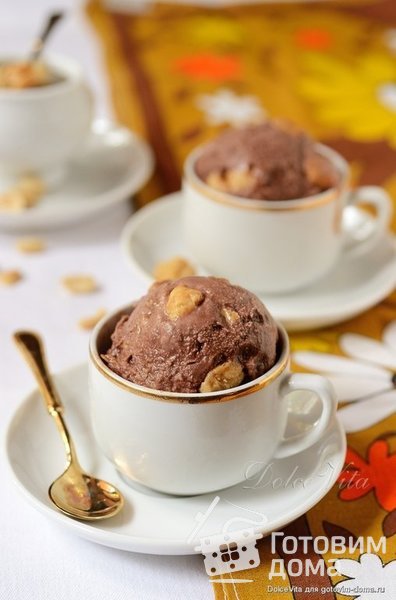 Шоколадно-арахисовое мороженое фото к рецепту 3