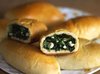 Весенние пирожки с черемшой, зеленым луком и яйцом