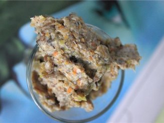 Грибная икра с морковью и солеными огурцами