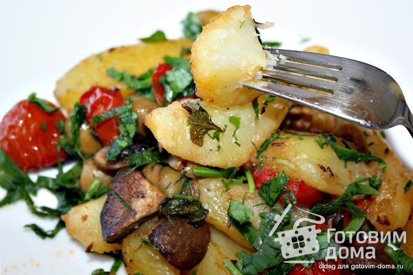 Пикантный картофель запеченный в духовке фото к рецепту 7