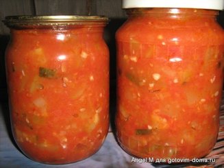 Салат из кабачков в томатном соусе
