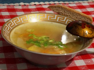 Щи из свежей капусты с курицей