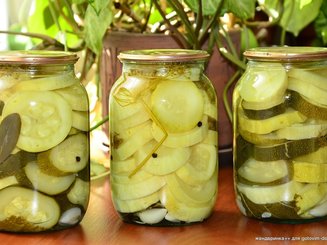 Кабачки маринованные по-болгарски
