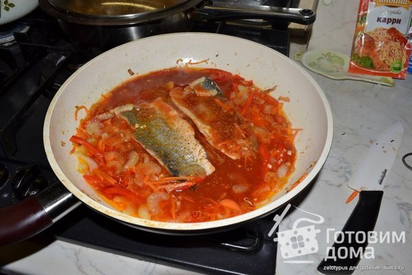 Сибас в томатном соусе, с карри и имбирём фото к рецепту 2
