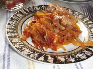 Капуста, запечённая в духовке с курочкой