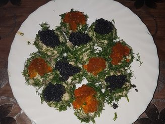 "Фонарики" закусочные (из сельди и картошки)