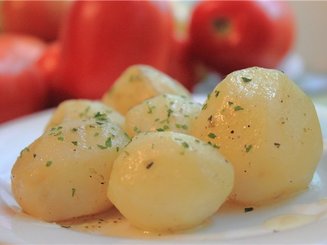 Печеный картофель "По-кипрски"