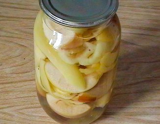 Перец маринованный с яблоками