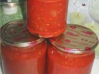 Томатный соус с перцем и чесноком (вариант лечо)