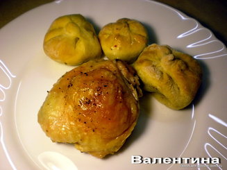 Куриные окорочка с пирожками