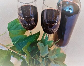 Вино из чёрной смородины