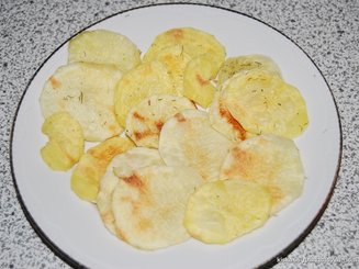 Чипсы из картофеля в микроволновке