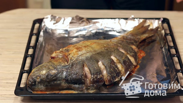 Карп, запеченный с овощами и грибами в духовке фото к рецепту 5