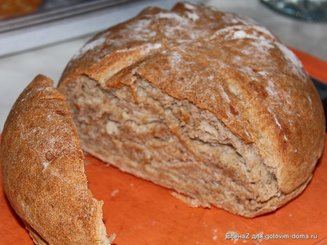 Деревенский ржаной хлеб на дрожжах
