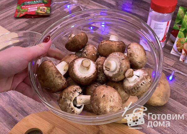 Картошка с грибами в духовке фото к рецепту 1