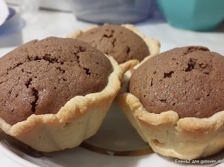 Нежное пирожное с двумя видами теста