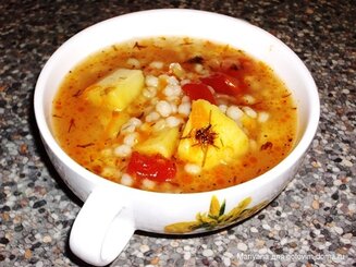 Густой суп "Прованс" с картофелем, перловкой и помидорами