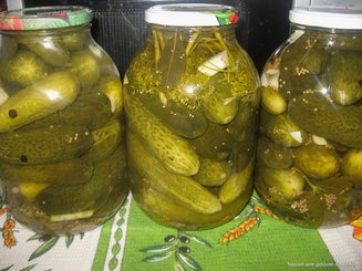 Маринованные огурчики  ( семейный рецепт )
